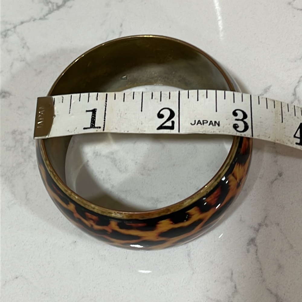Cute Leopard Print Bangle Bracelet - image 3